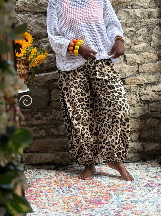 print cargo trousers one size 8-18 in animal print