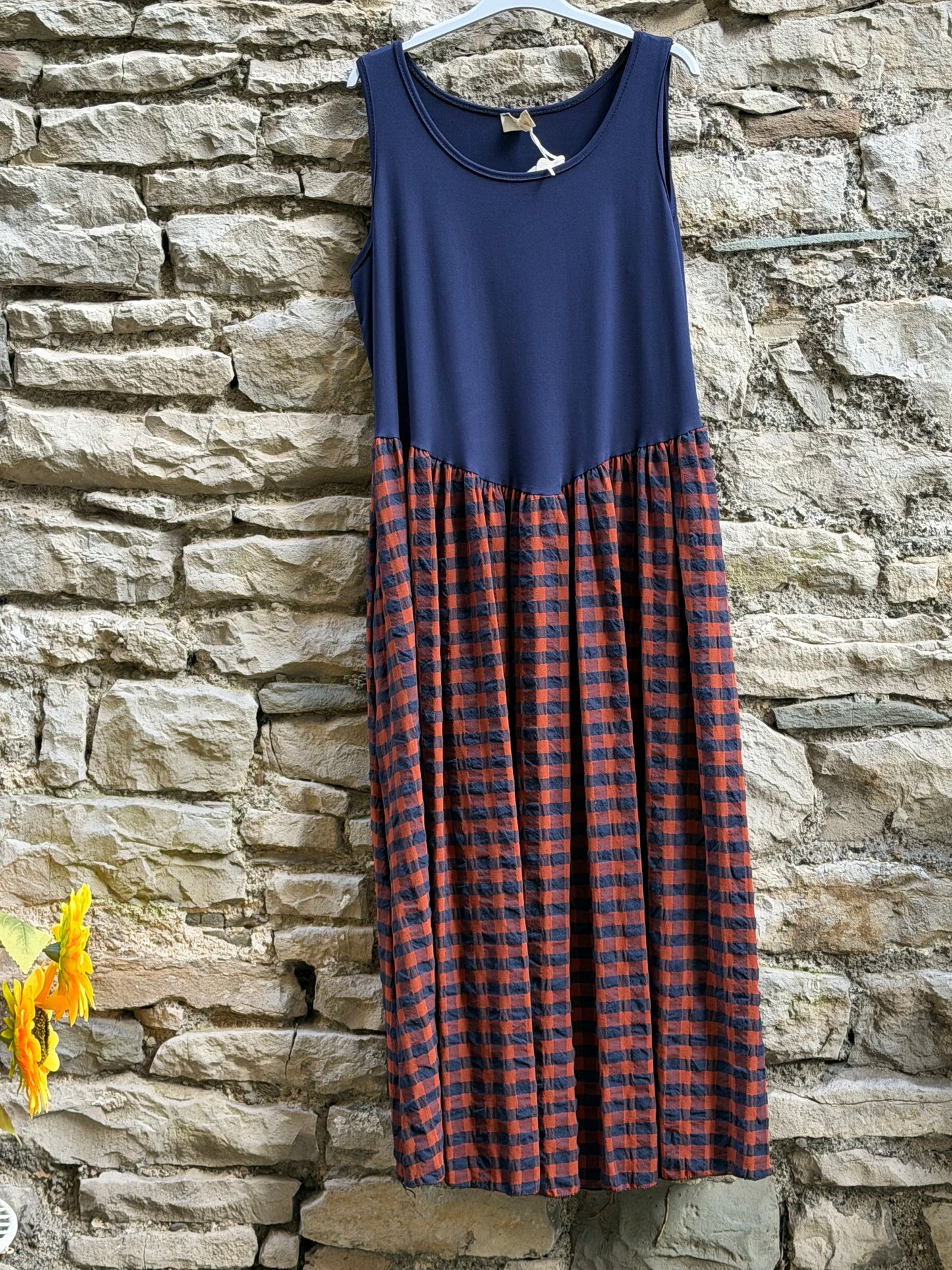 Stunning Tama Layering Dress size 8.22 Purple and Rust