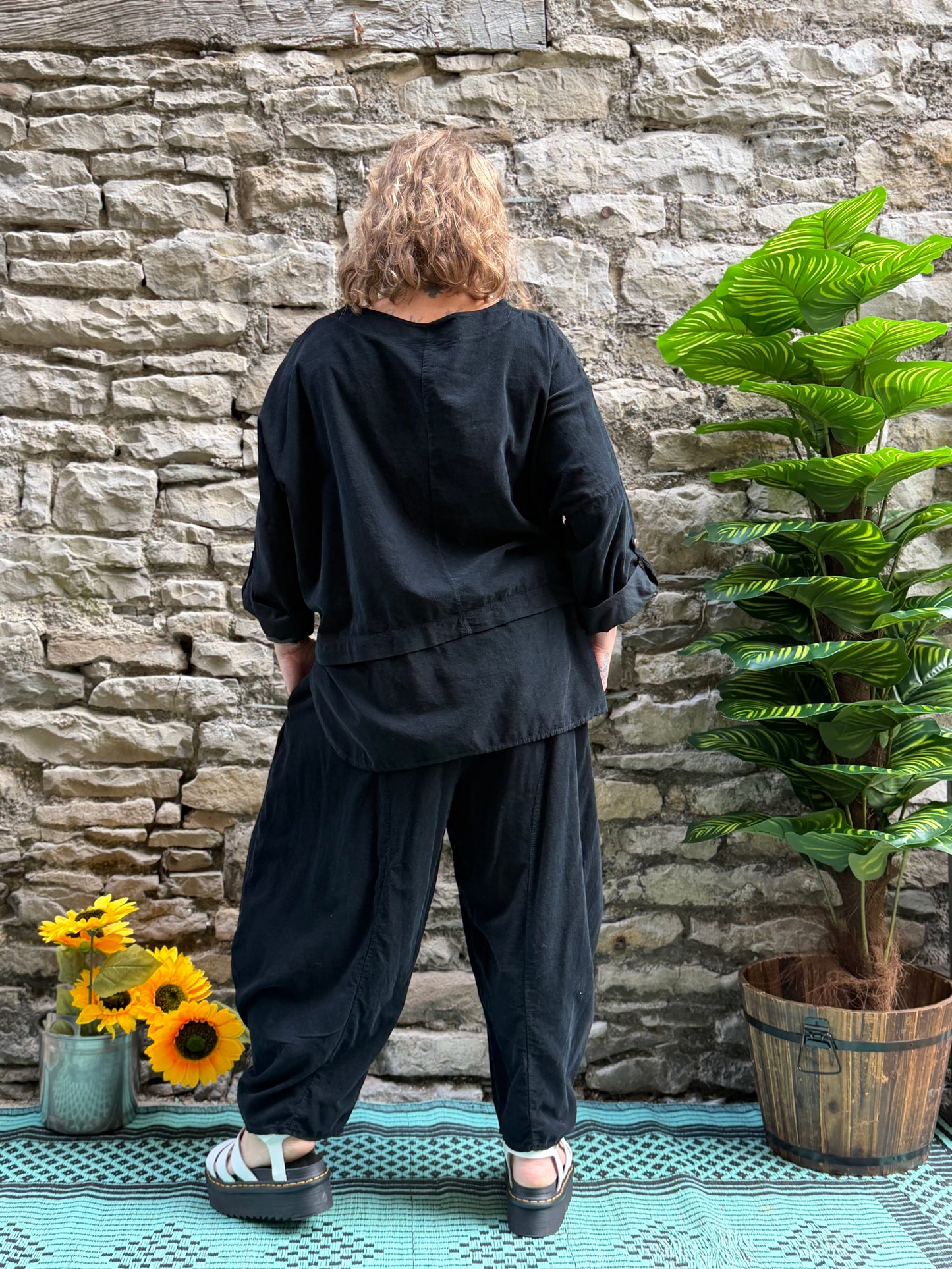 Cord Yeba Set Trousers and Top In Fits Size 12-26 In Black