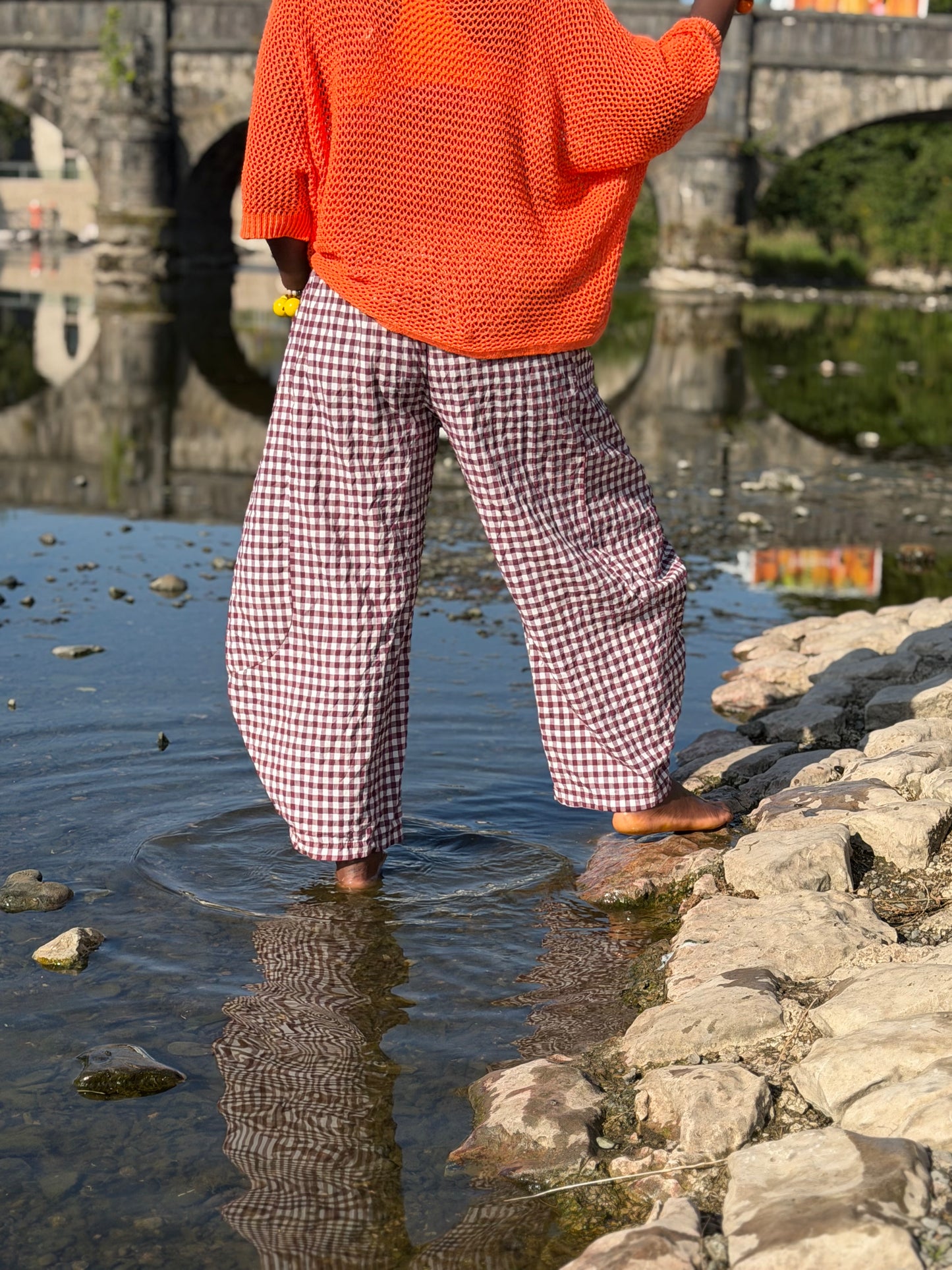Tama Gingham Barrel Trousers In WINE/White One Size Fits Size 8-18