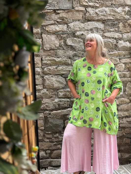 Longline spotty top One size fits 8-18 in green