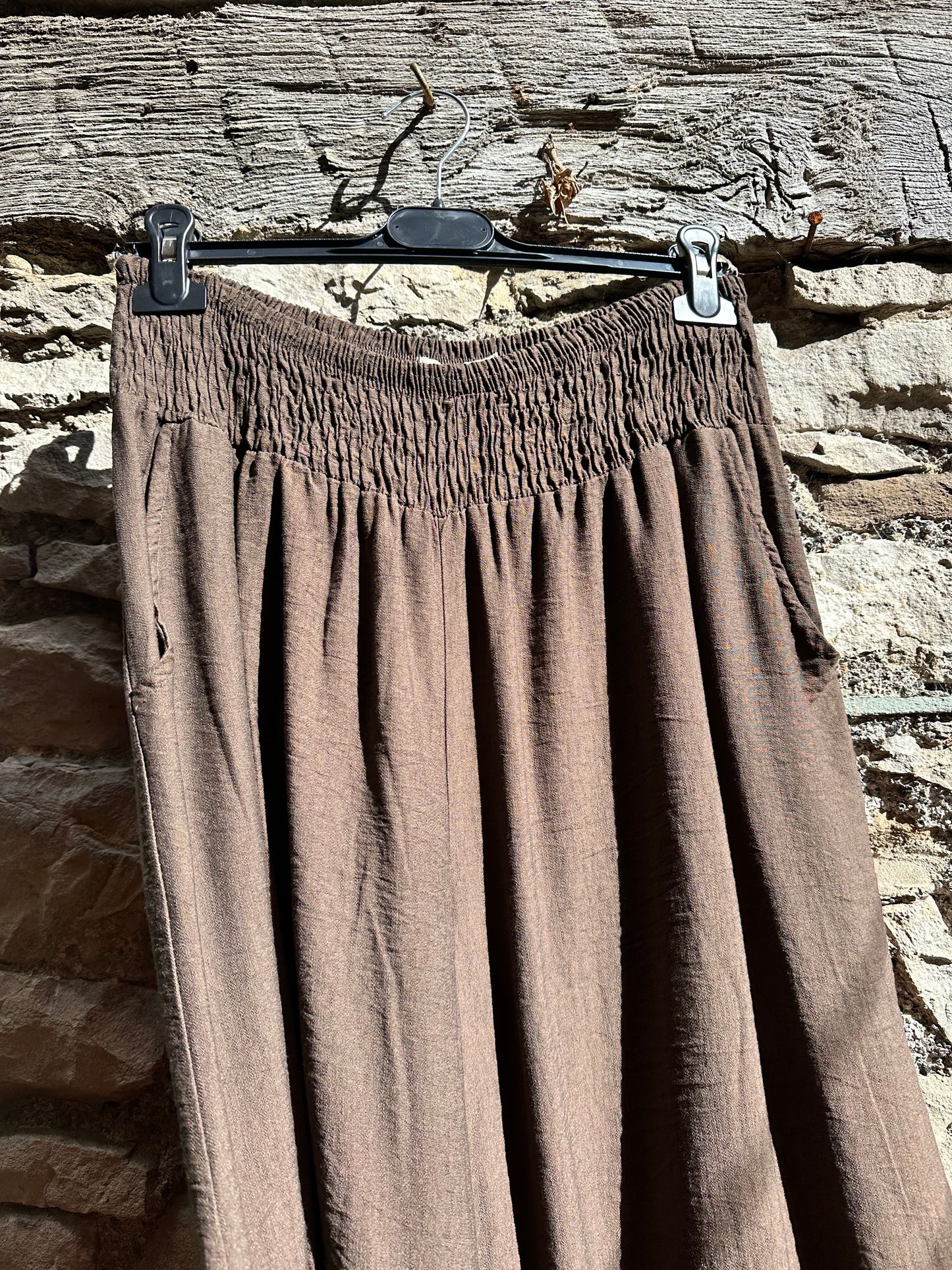 Amoki ruched waist Crinkle Fully Elasticated Floaty Trousers One Fit Size 8-22 in khaki
