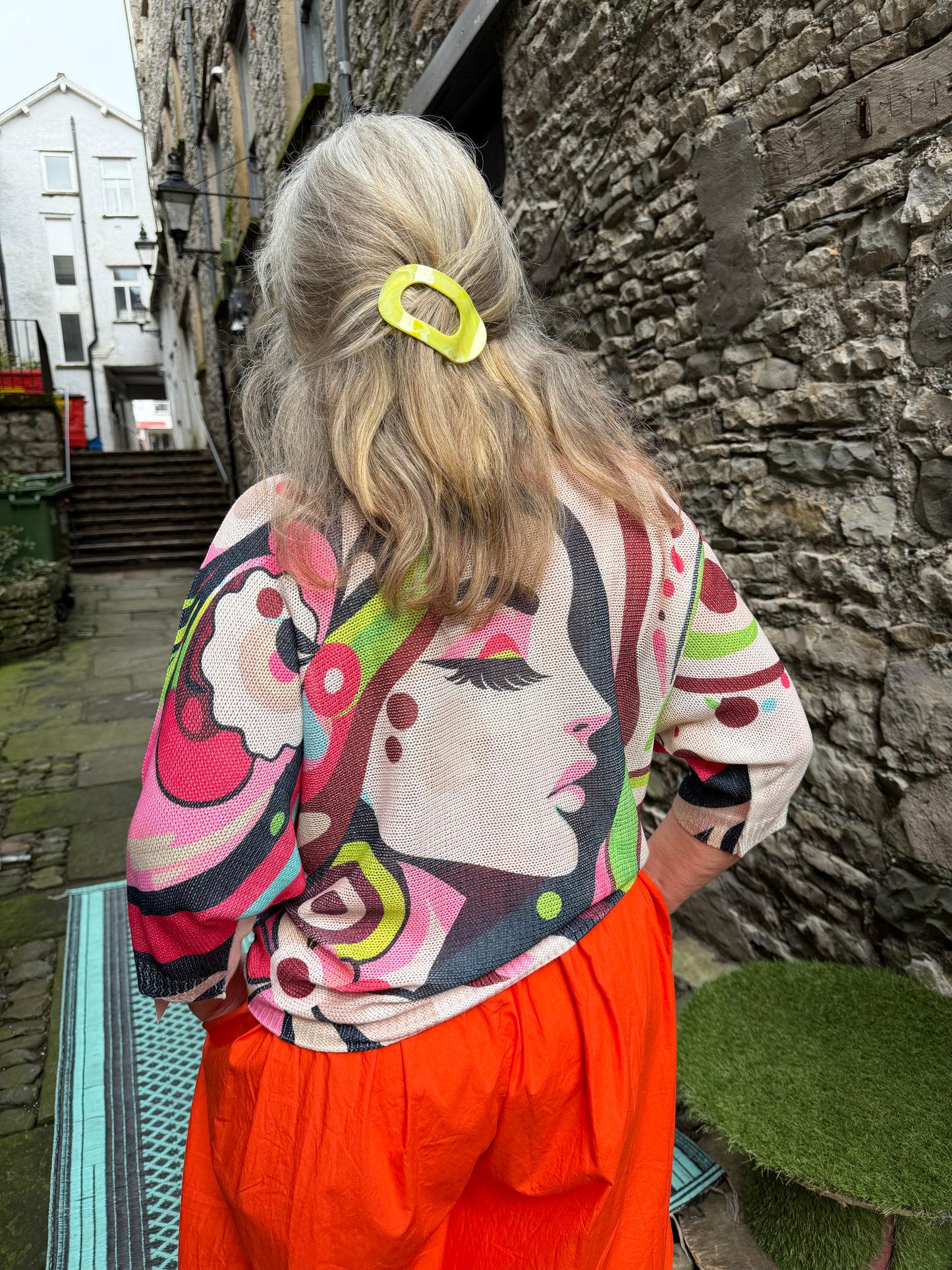 ODA Soft Knitted Top Size 8-18