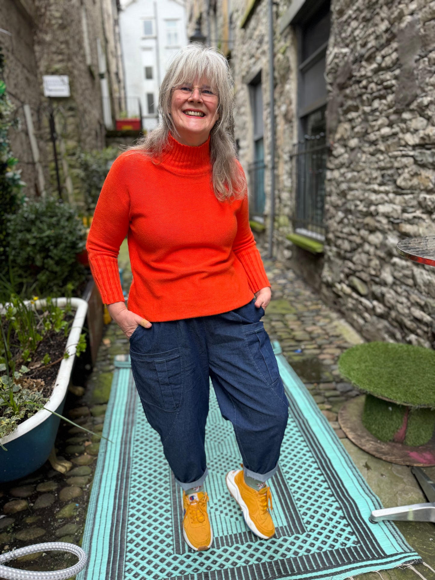 Stunning Ayana knitted Ribbed Neck Jumper In Orange Size 8-18