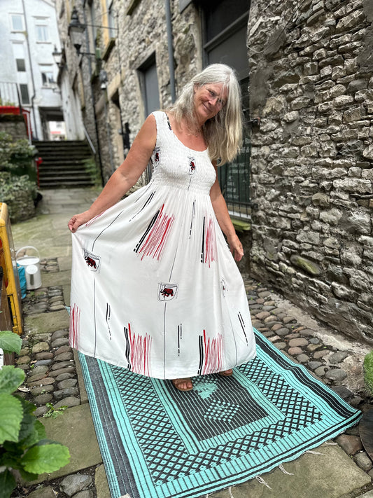 Stunning Tenda Ruched Dress Fits up to Size 26