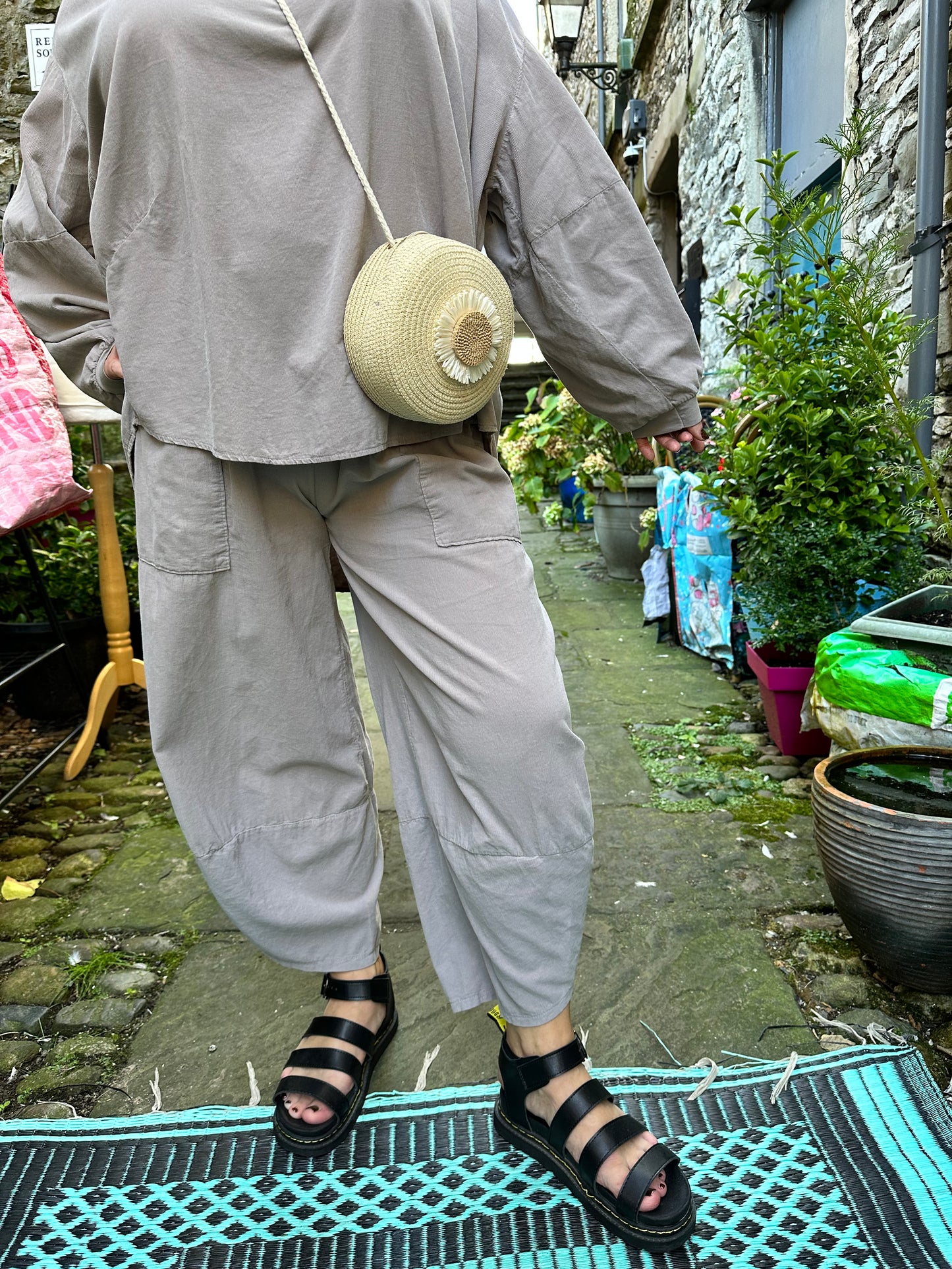Kuiza Beige Cord Trousers Fit Size 8-18