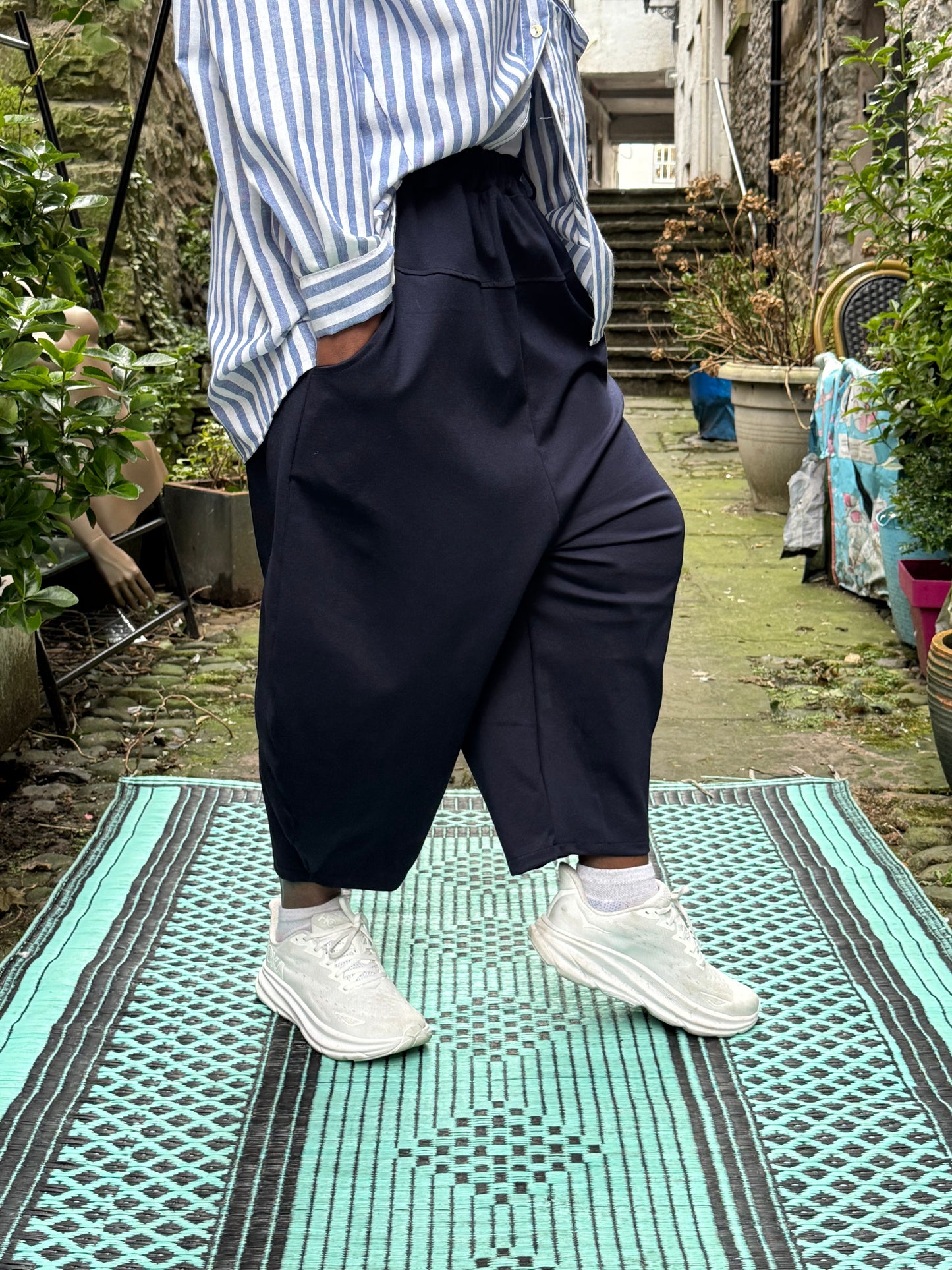 Navy Kiwaza trousers Fits Sizes 10-20