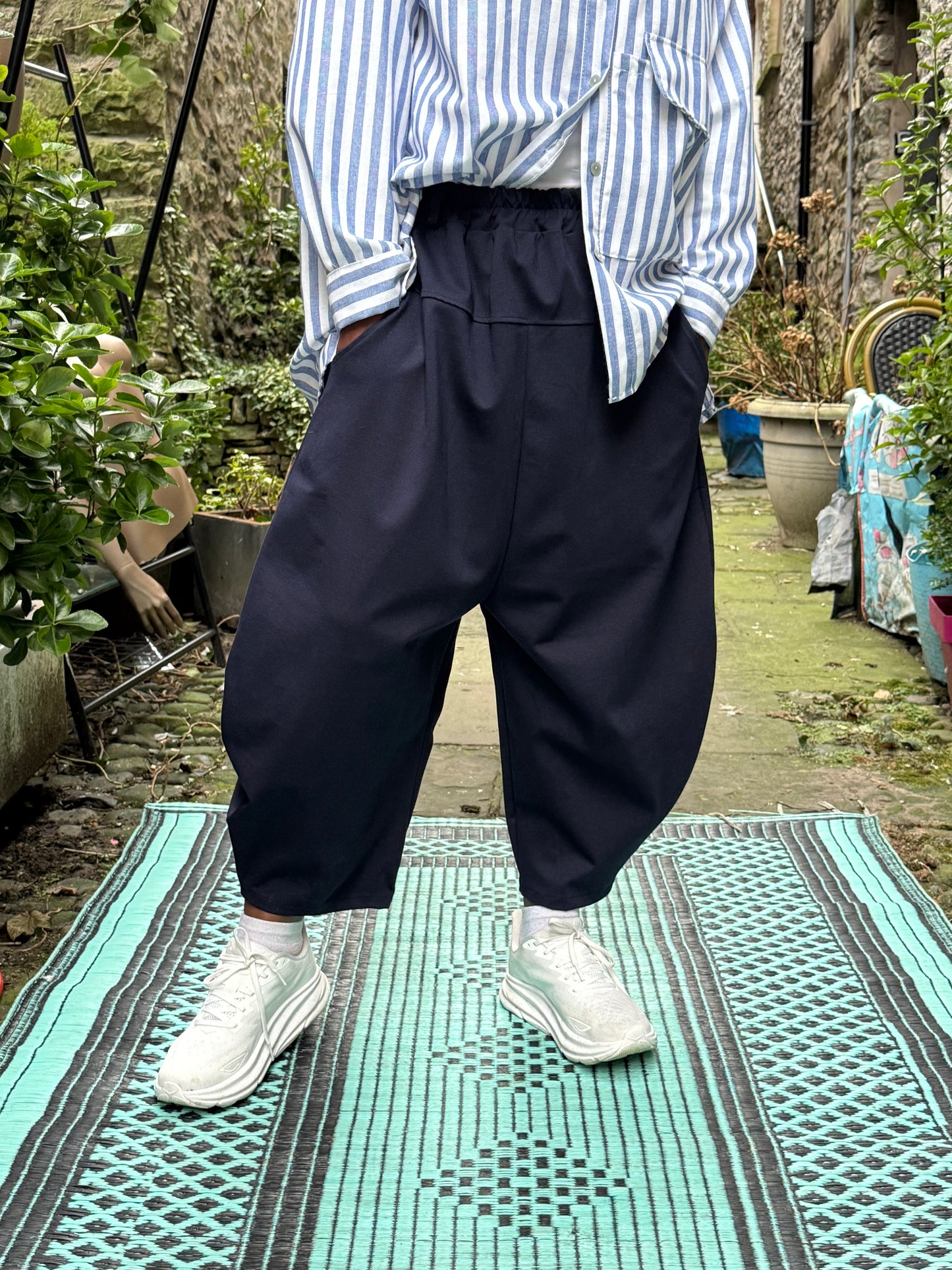 Navy Kiwaza trousers Fits Sizes 10-20