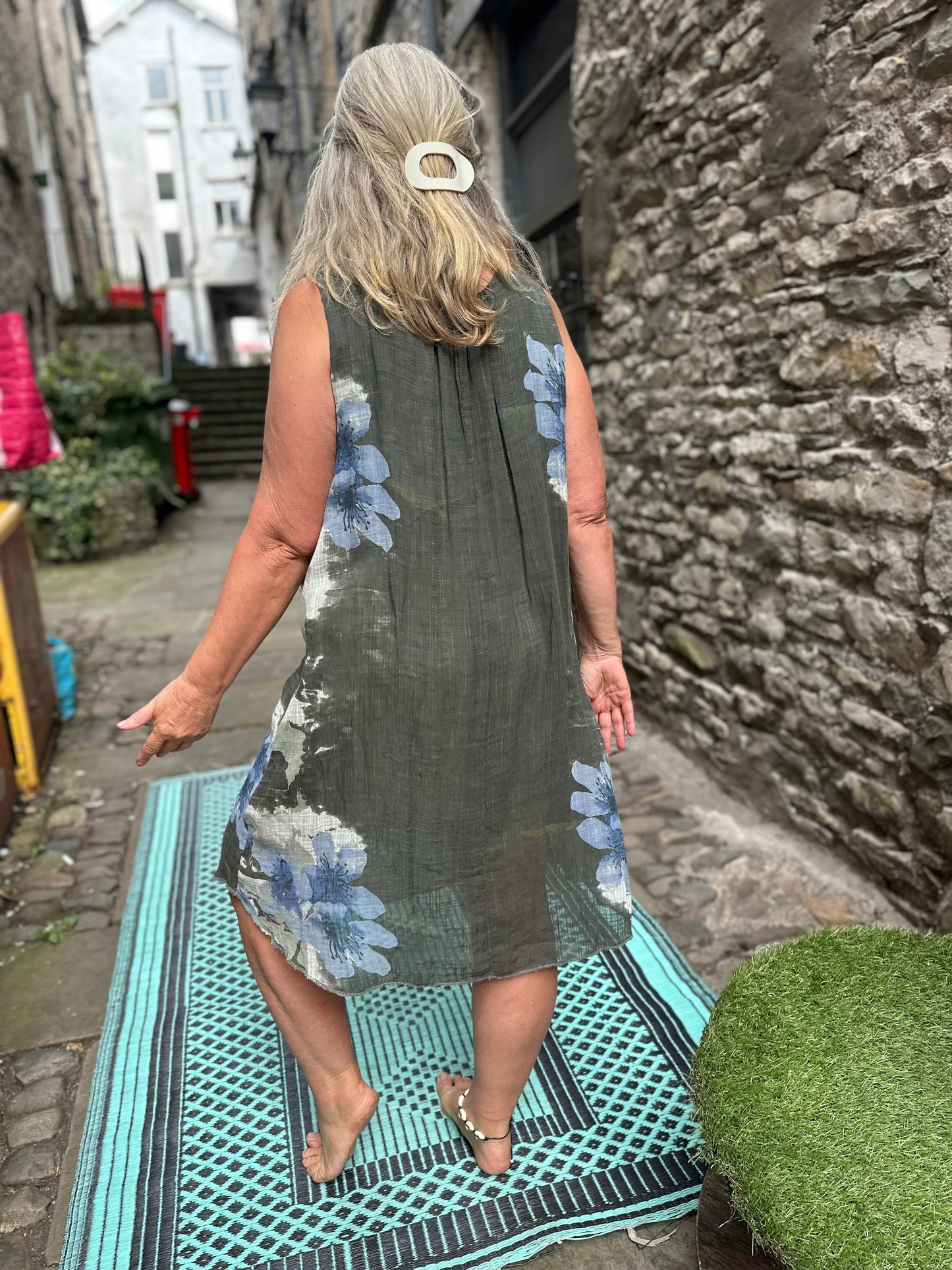 Sale Item Stunning Cotton Garden Dress Fits Size 8-20
