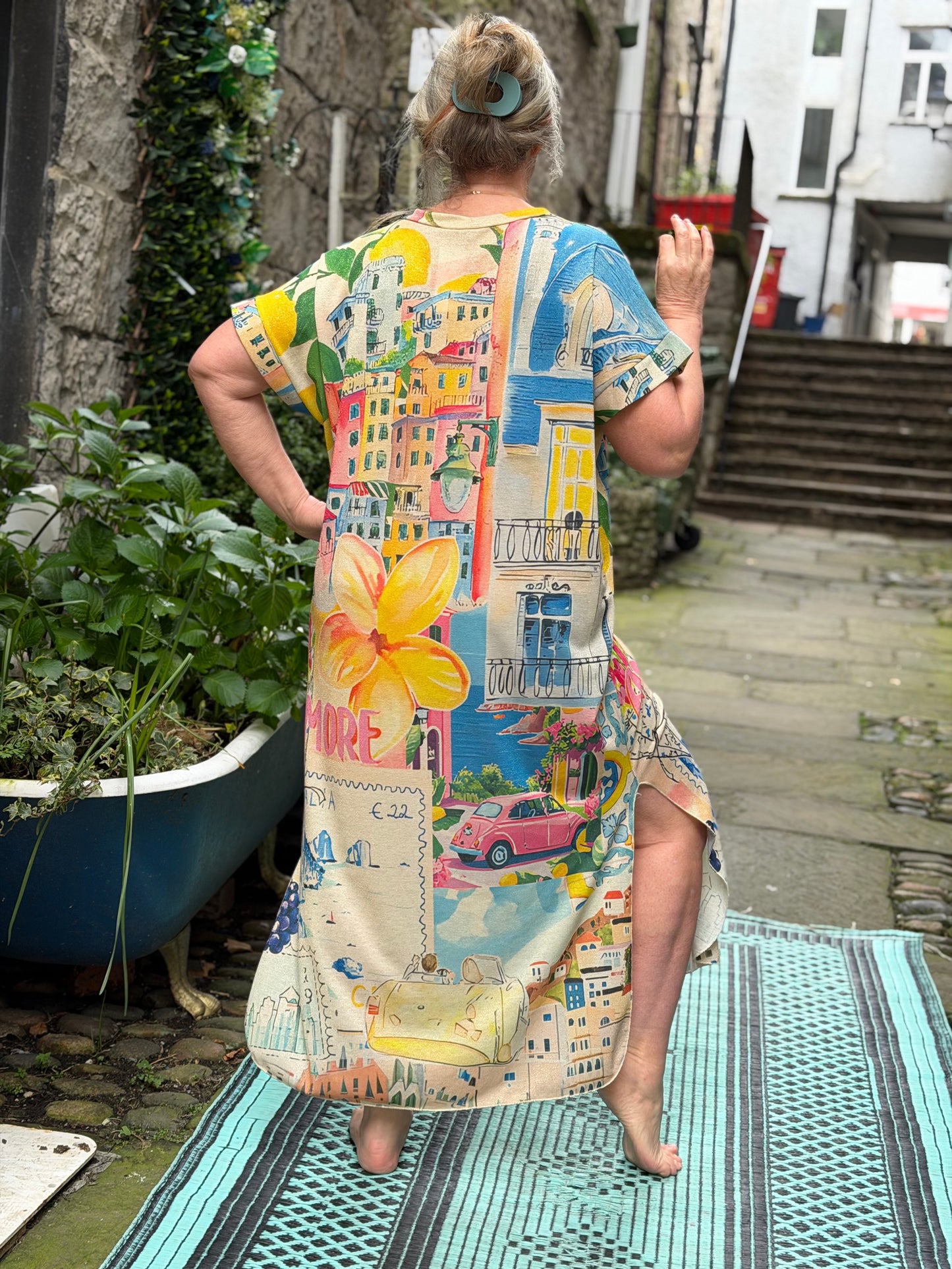 Stunning Arty Venetian Dress Fits Size 10-20