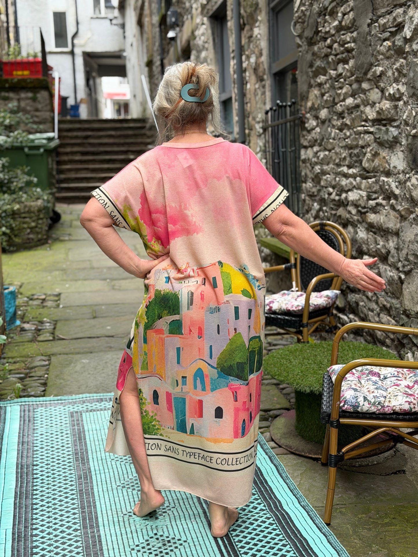 Stunning Arty Venetian Dress Fits Size 10-20