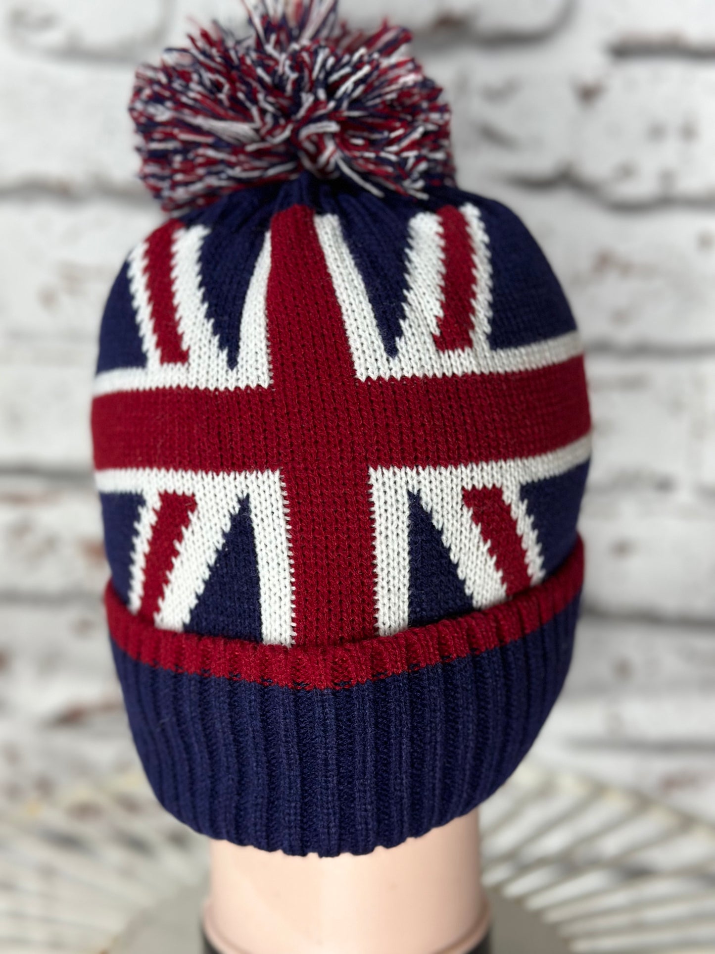 Soft Fleece Lined Bobble Hat/Beanie Union Jack š¬š§