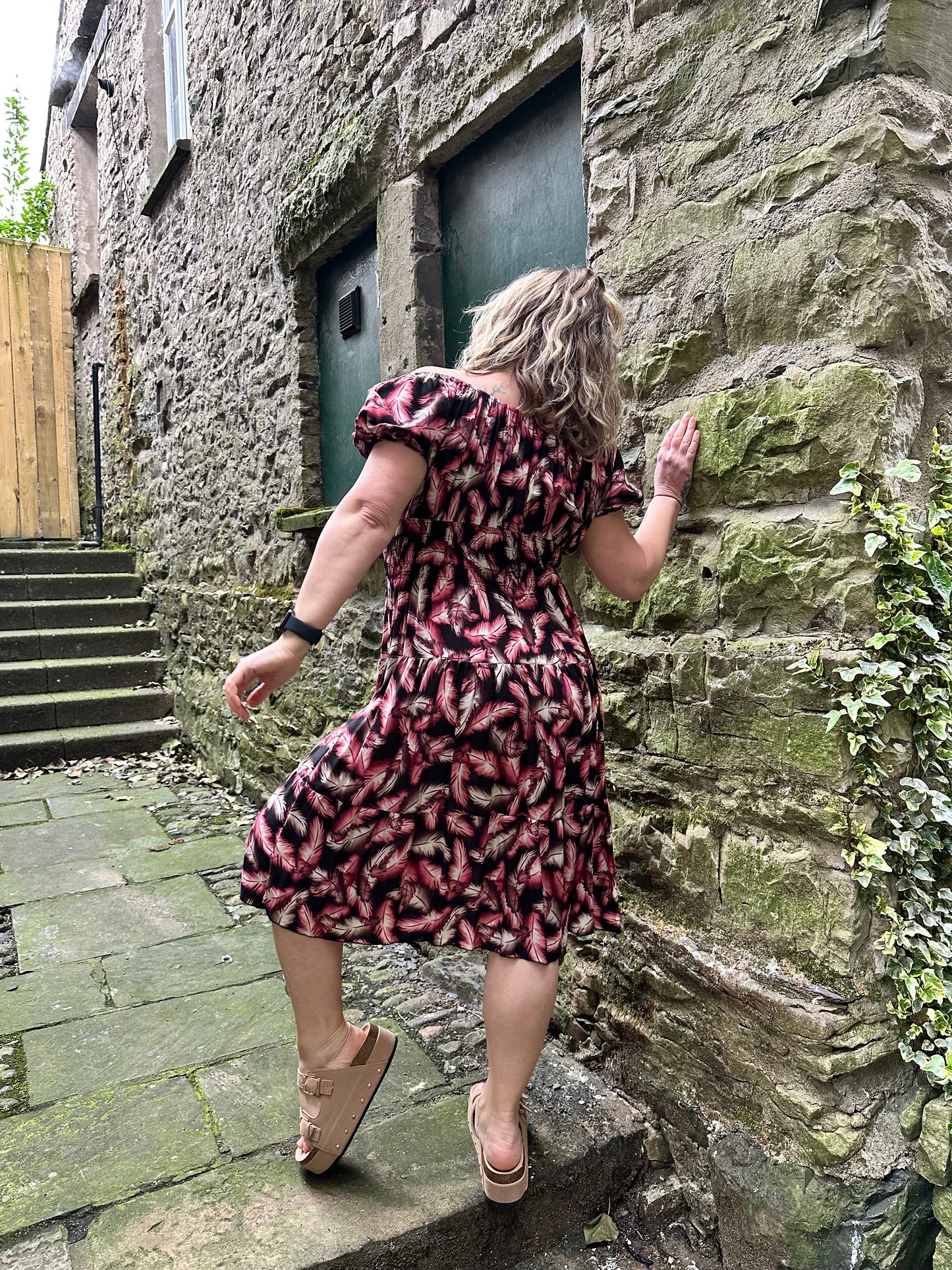 Feather Print Atta Dress In Midi Length Fits Size 8-20