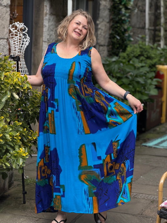 Stunning Tenda Ruched Dress Fits up to Size 26