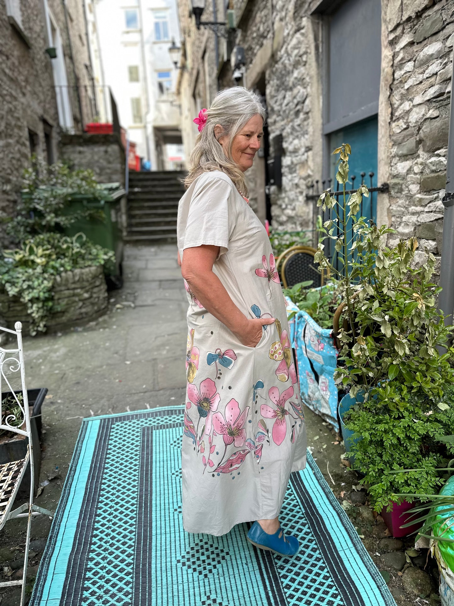 AMouka Stunning Long Length Floral Dress