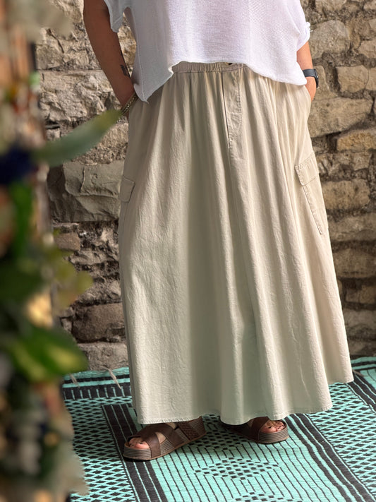 Full Length Cotton Cargo Style Skirt One Size Fits Sizes 10-20 In Beige