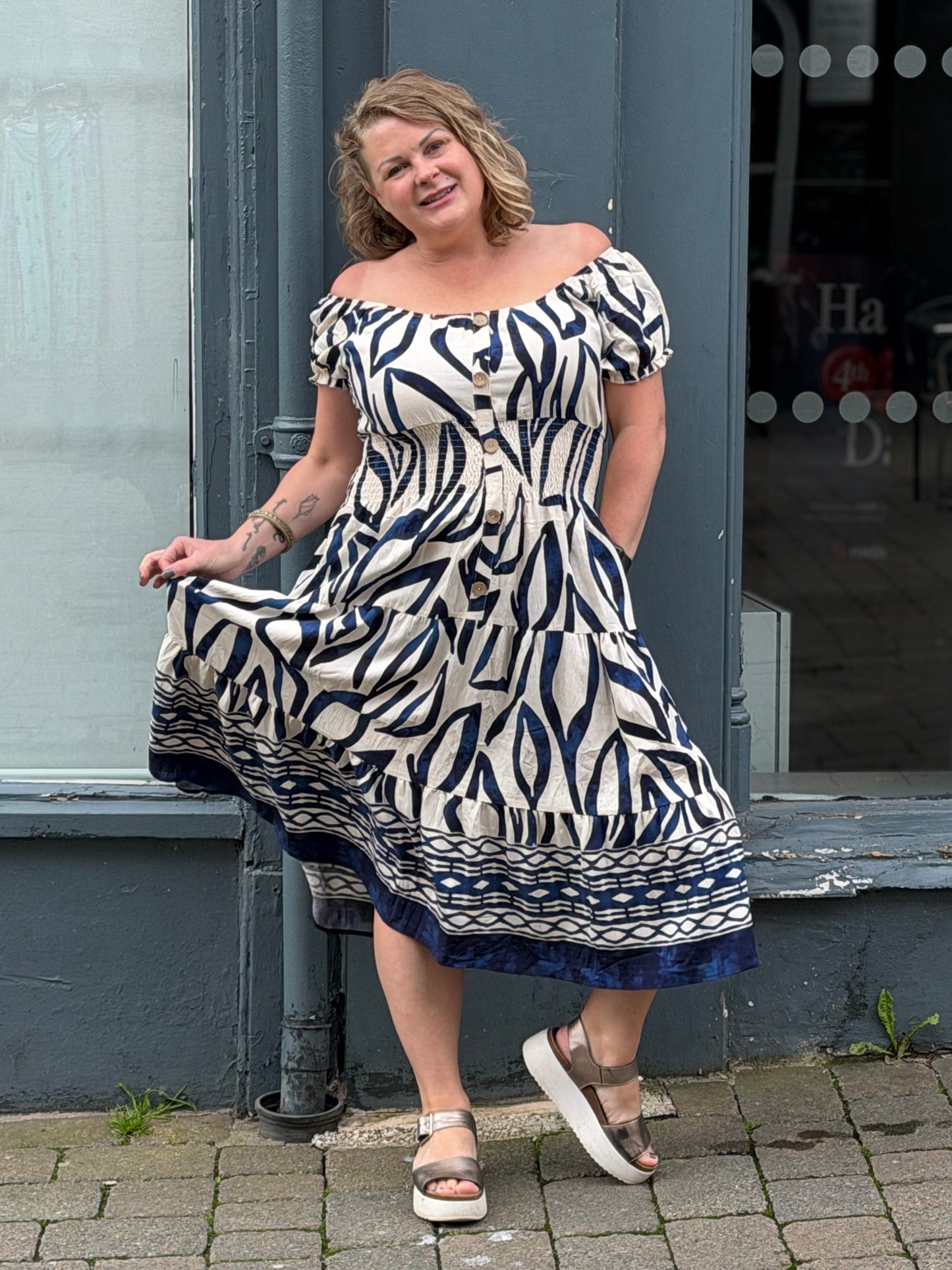 Stunning Printed Atta Dress In MIDI Length Fits Size 8-20
