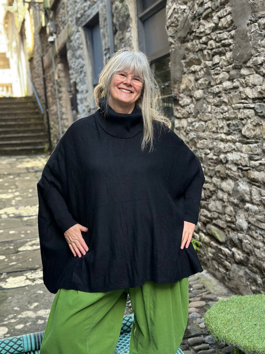 Stunning Black Bella Jumper Fits Size 10-26