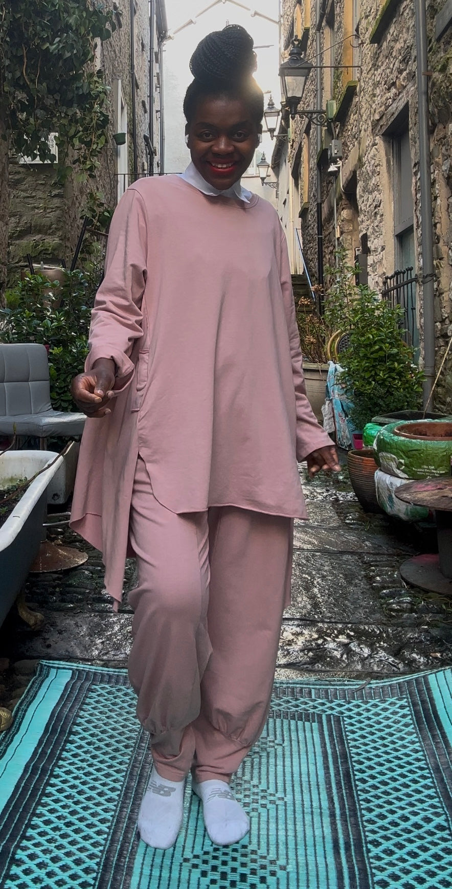 Made In Italy Pink Azu Lounge Set Fits Size 10-20