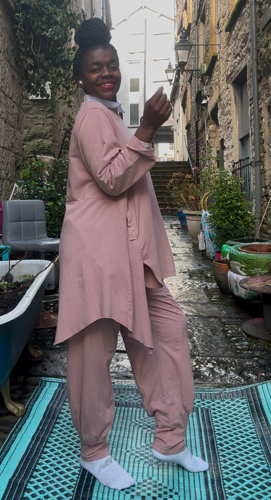 Made In Italy Pink Azu Lounge Set Fits Size 10-20