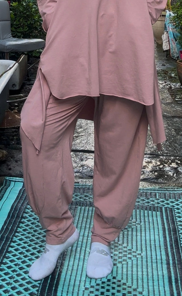 Long Length Azu Trousers In Pink Fits Size 8-22