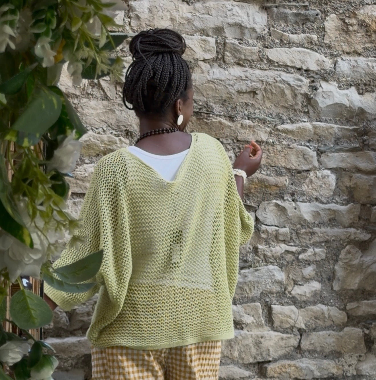Stunning AFFINAH Layering Fish Net Top Size 10-24 In Apple Green