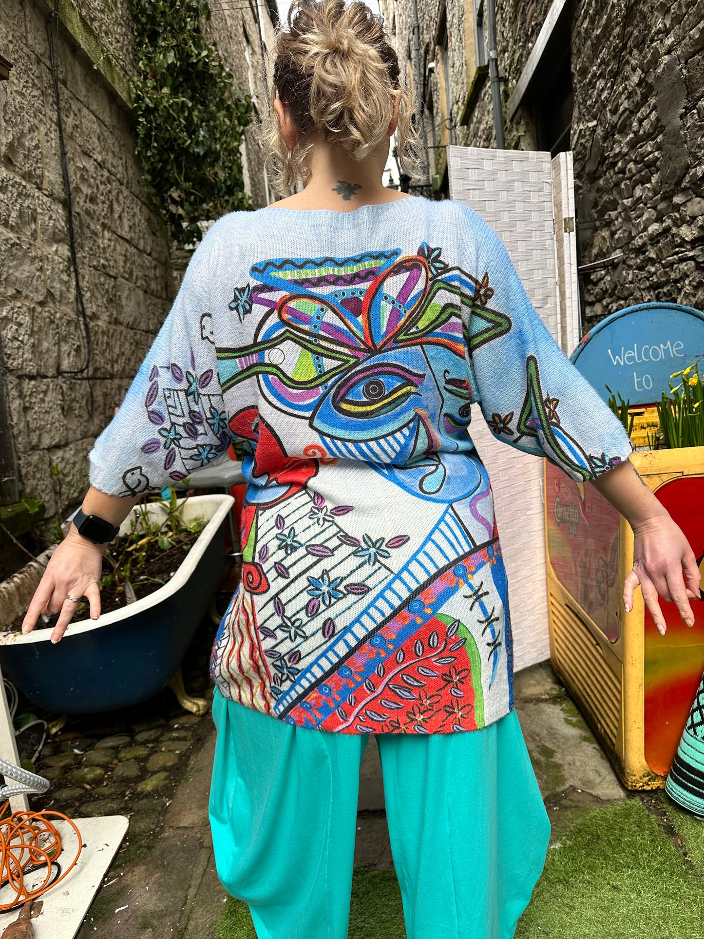 ODA Multi coloured Soft Knitted Jumper/Top Size 8-18 Art Face