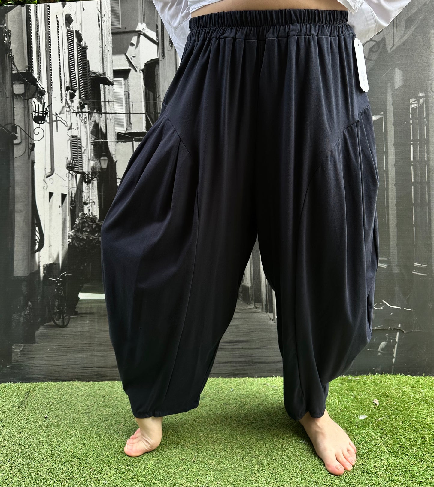 Yeba Trousers In Navy Fits Size 12-26