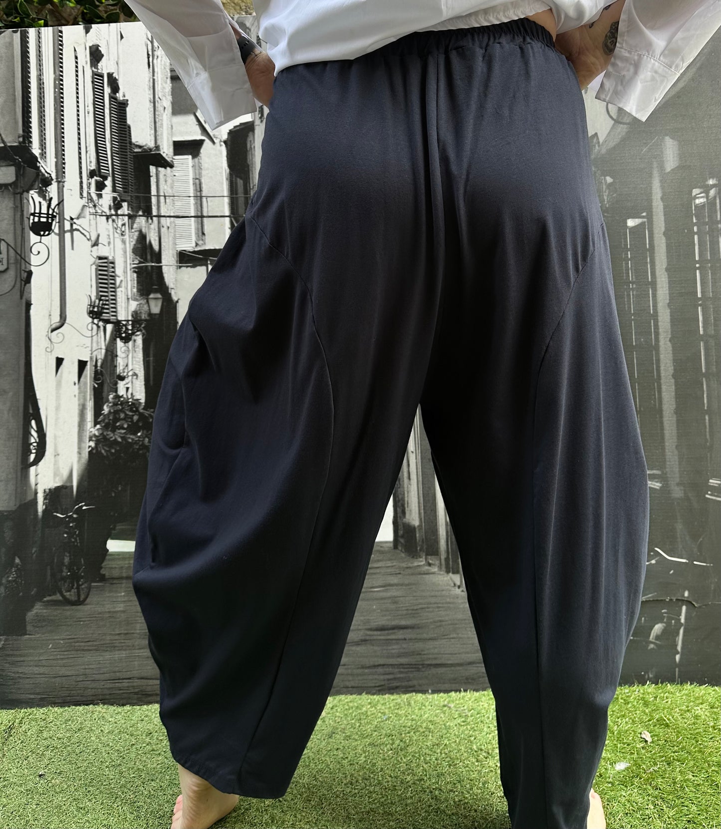 Yeba Trousers In Navy Fits Size 12-26
