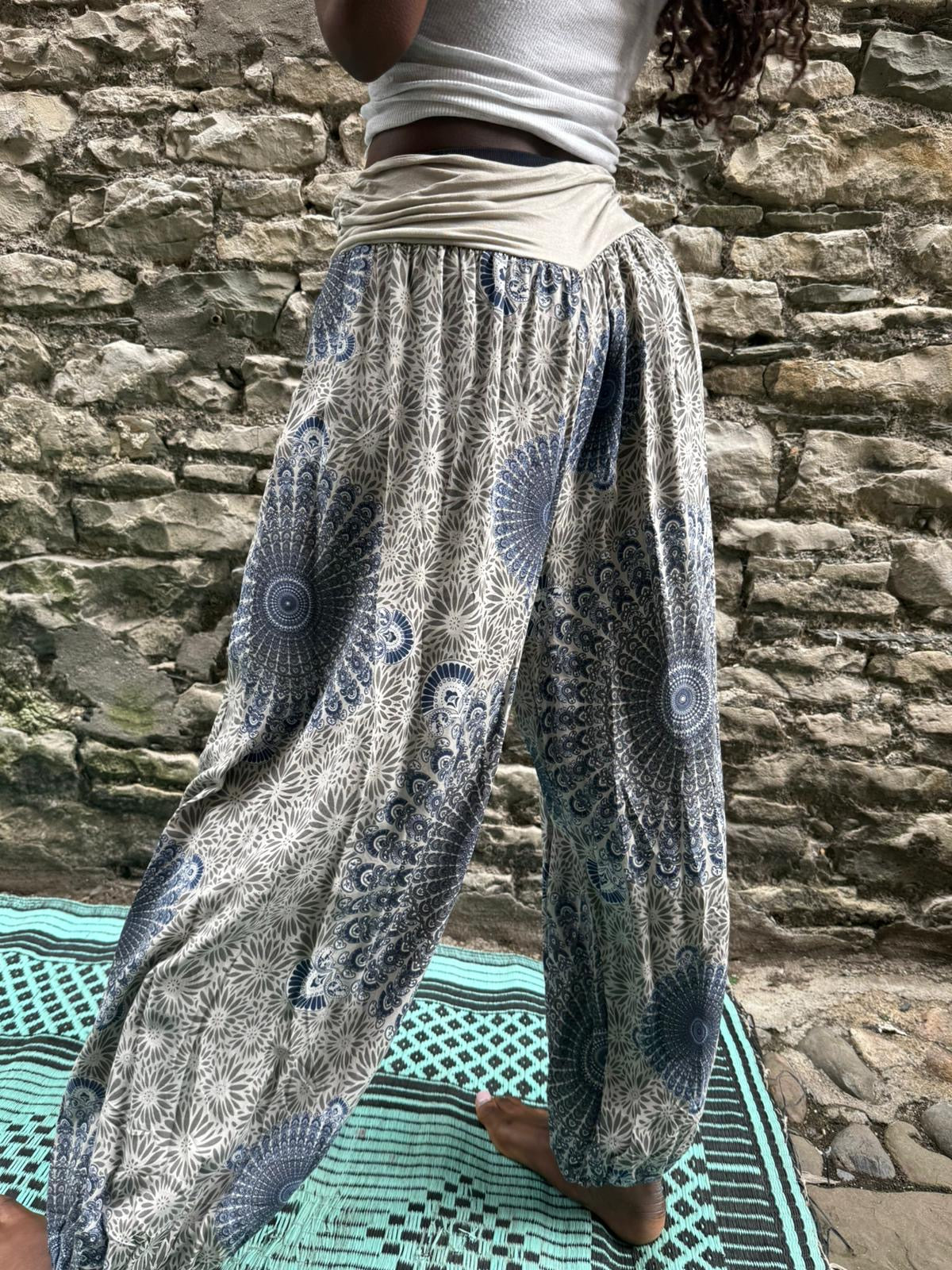 Harem Earthna Yoga Trousers One Size Fits UK 10-22