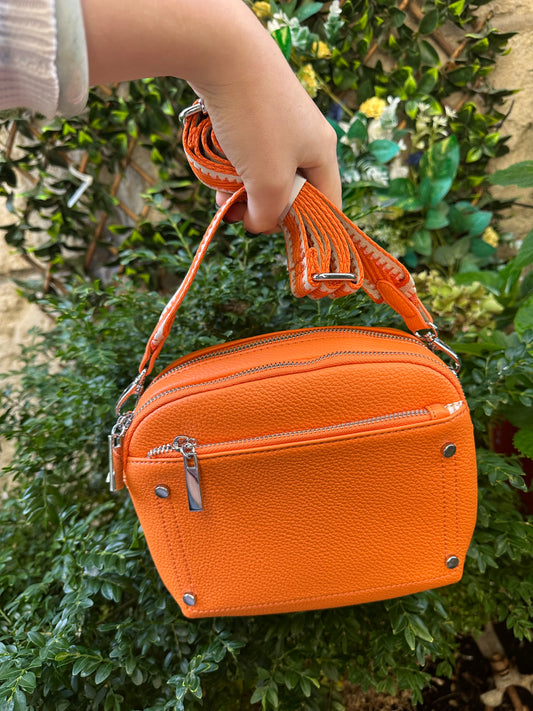 Crossbody bag in orange