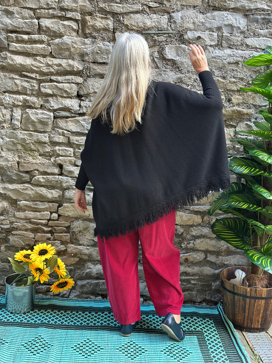 Stunning BLACK Tassel Hem Jumper Fits Size 10-26