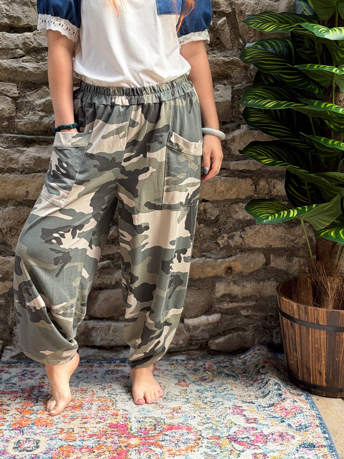 Jersey barrel leg trousers in camo print one size fits 8-16