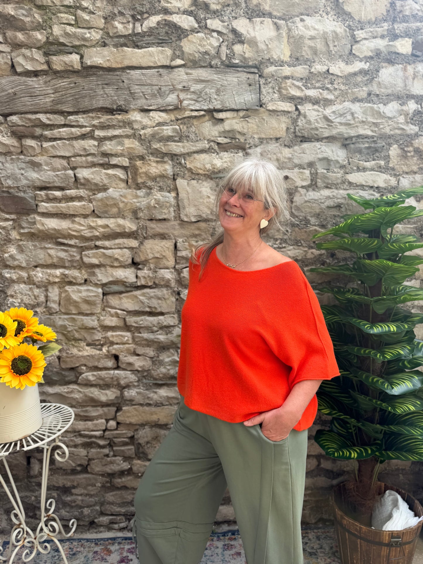 Stunning Orange Ayana knitted Short Sleeve Jumper Size 8-22