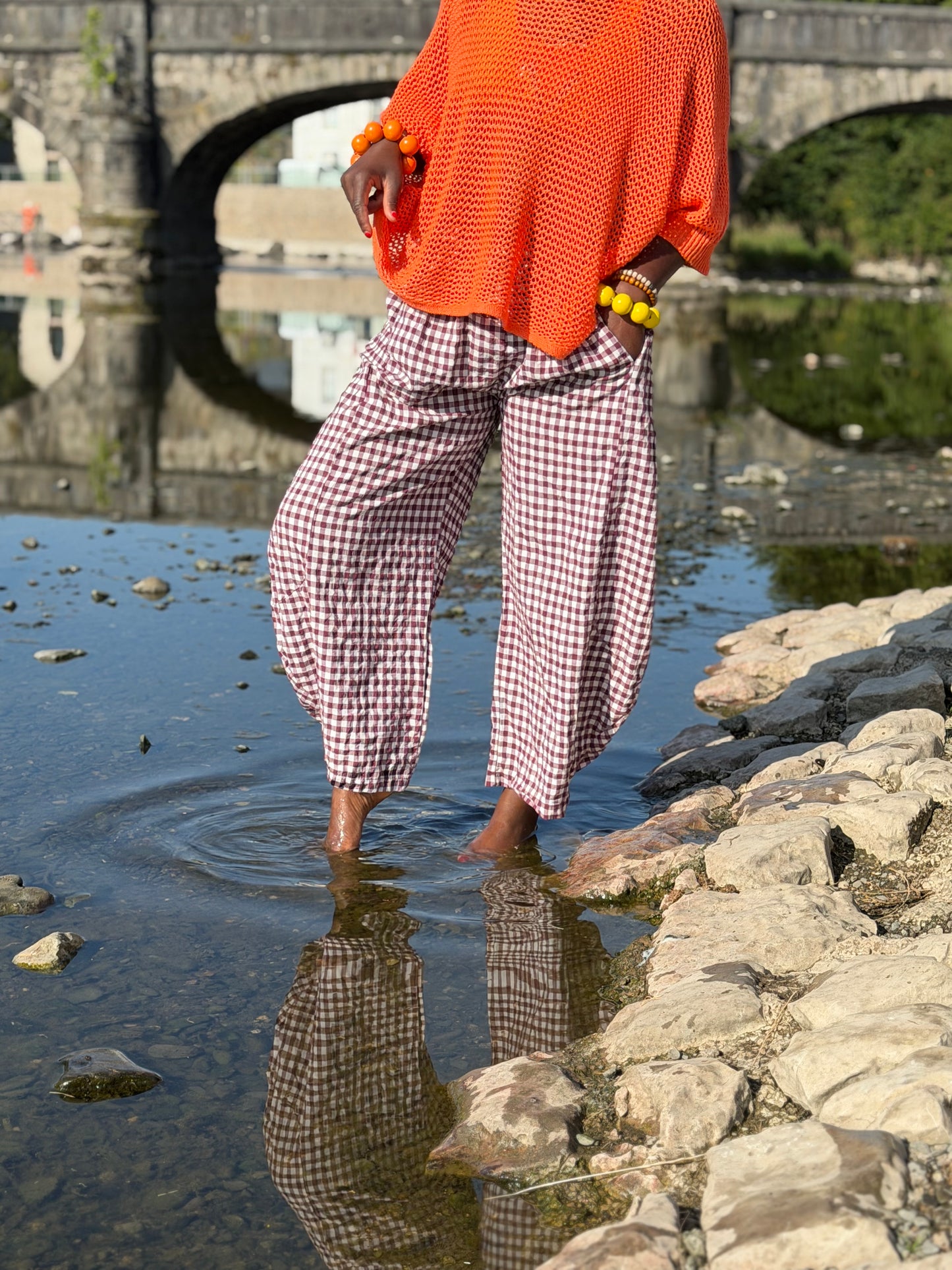 Tama Gingham Barrel Trousers In WINE/White One Size Fits Size 8-18