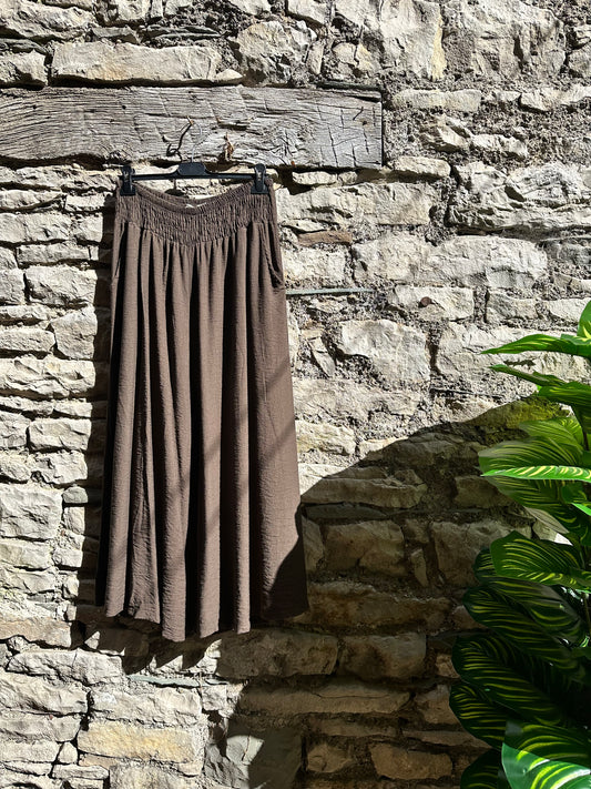 Amoki ruched waist Crinkle Fully Elasticated Floaty Trousers One Fit Size 8-22 in khaki