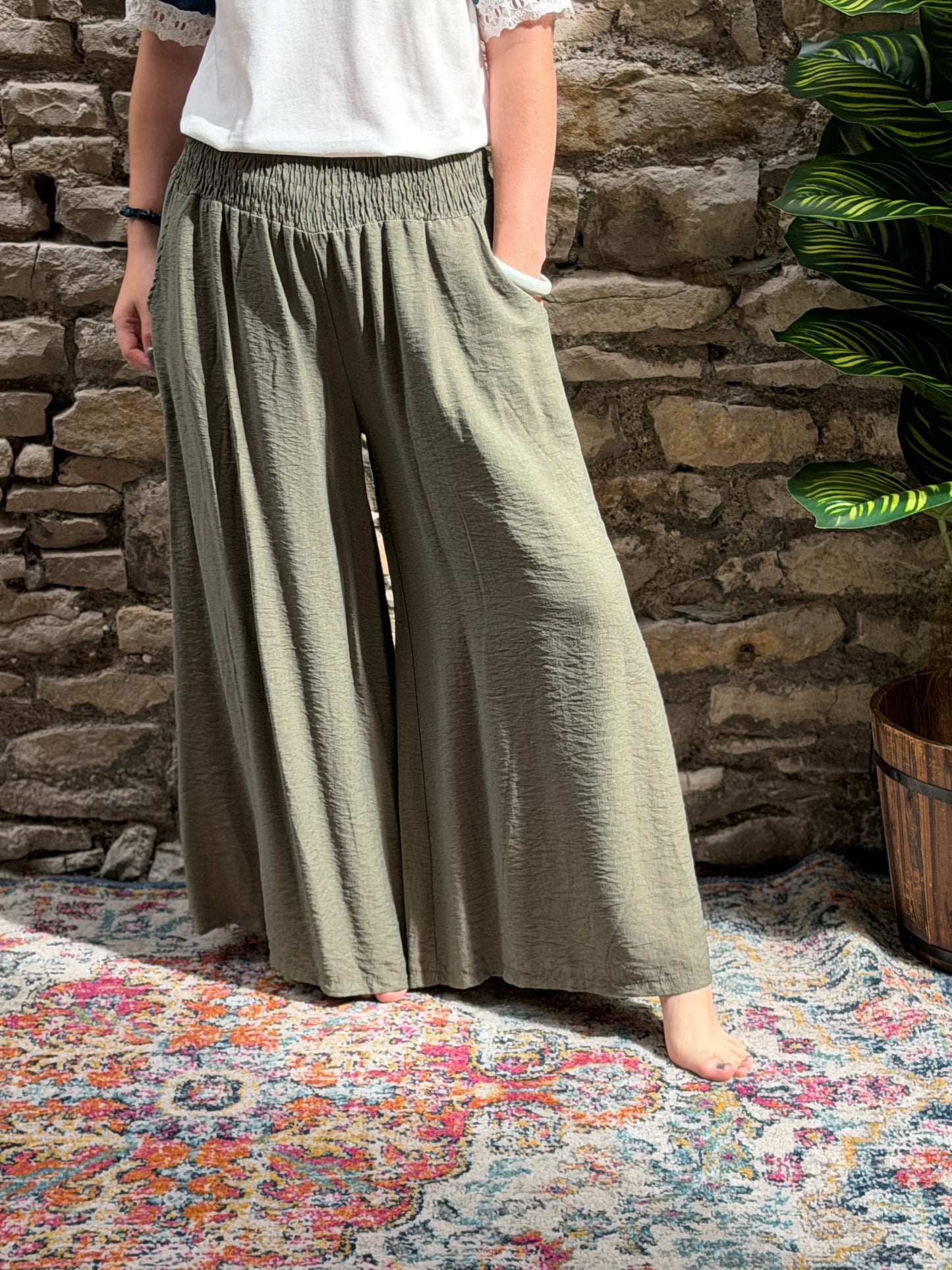 Amoki ruched waist Crinkle Fully Elasticated Floaty Trousers One Fit Size 8-22 in khaki