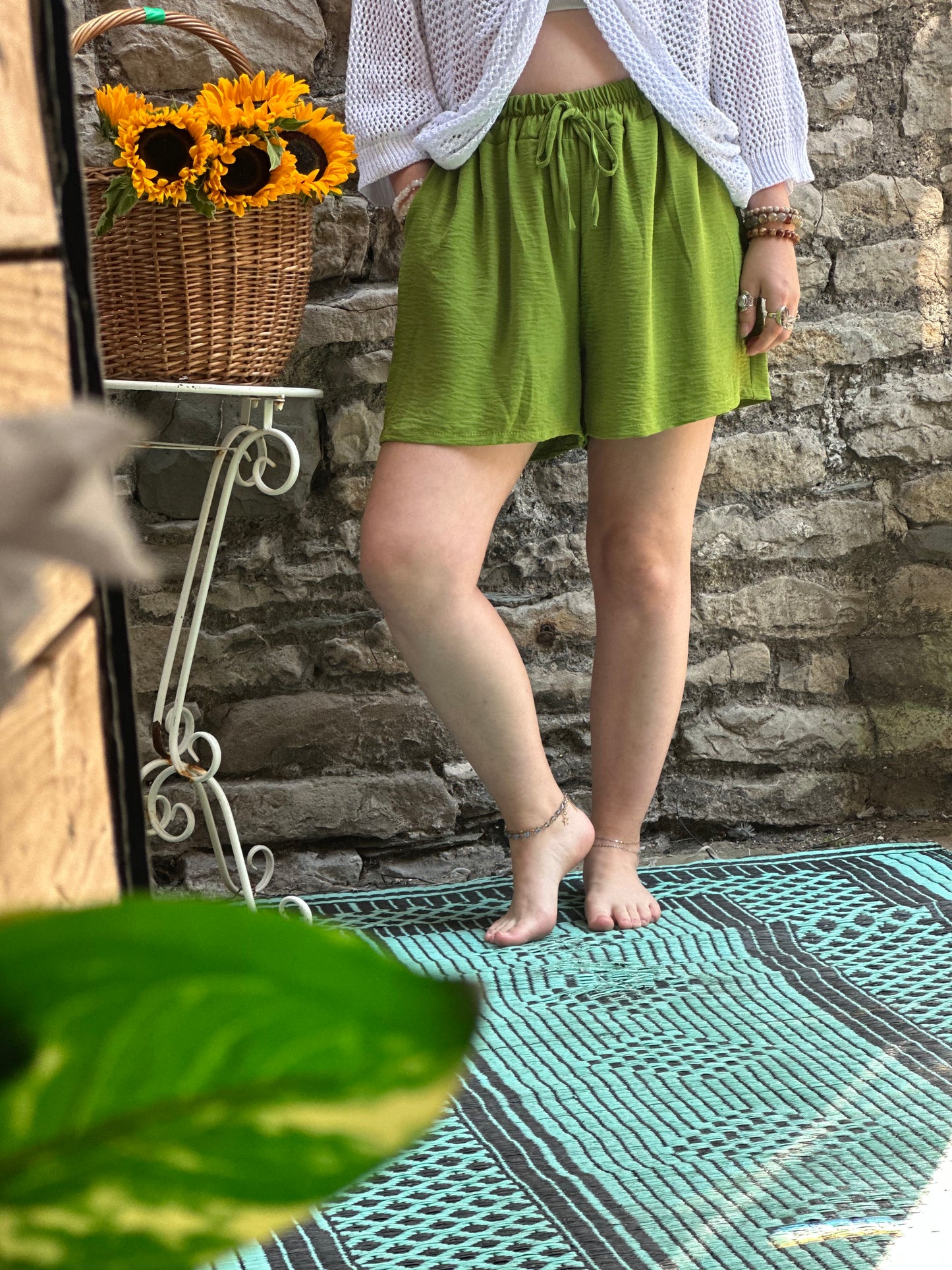 Shorts One Size Fits 8-18 in Bright Green