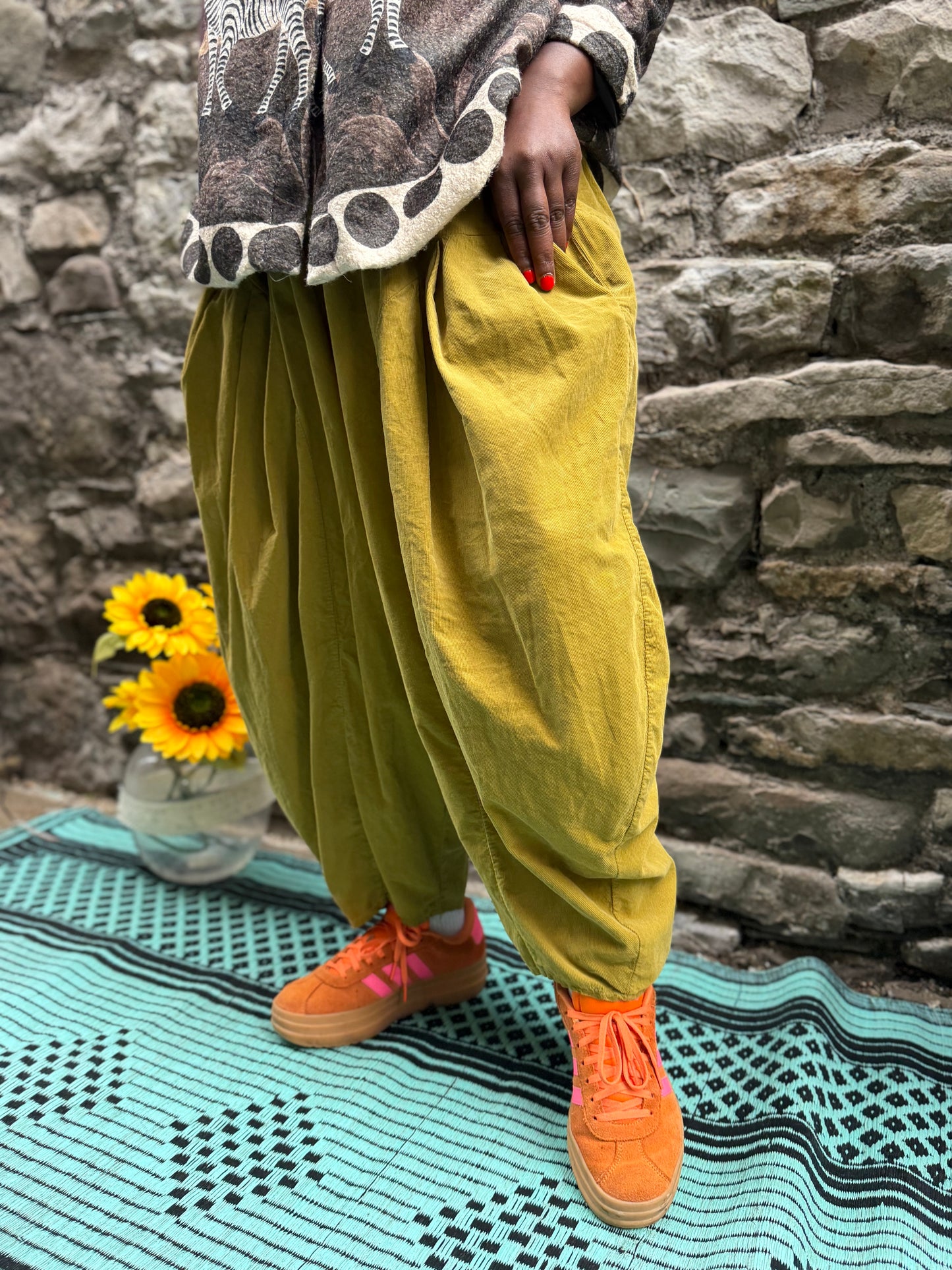 Cord Yeba Trousers In Dark Mustard Fits Size 10-24