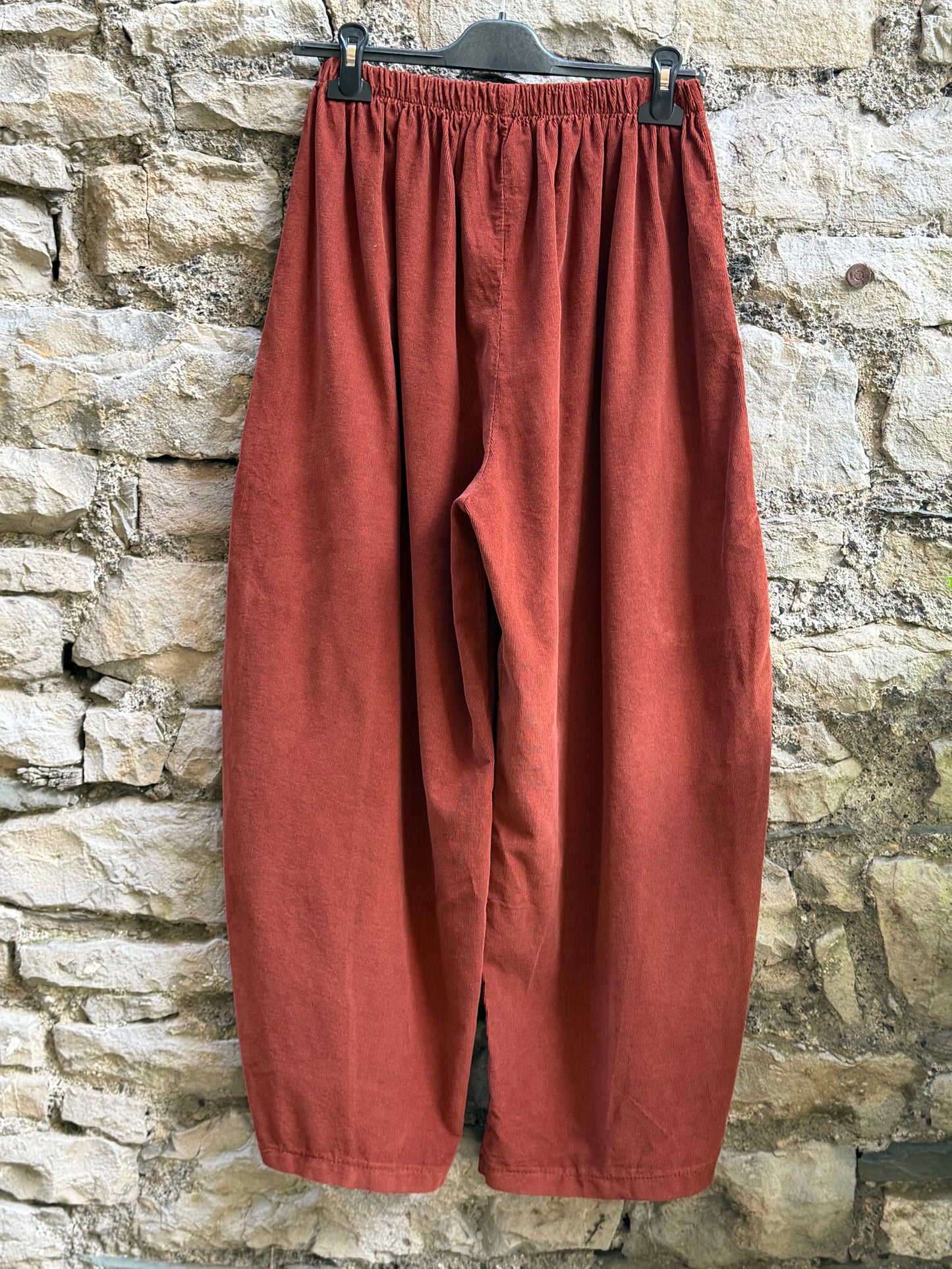 Cord kayah Trousers In Rust One Size Fits Size 10-20