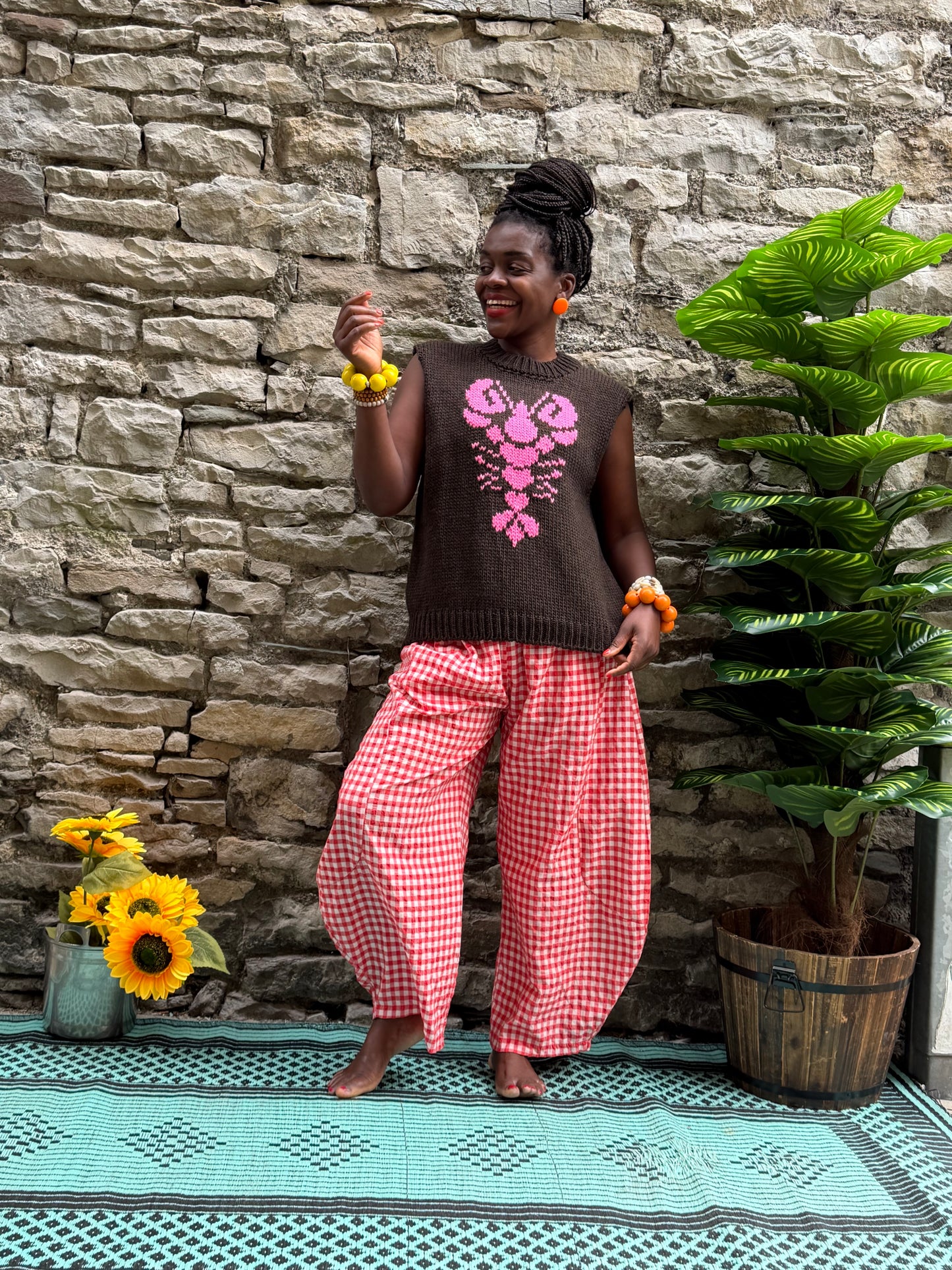 Stunning Lobster Knitted Sleeveless Jumper/ Tant Top/Vest 🦞Brown