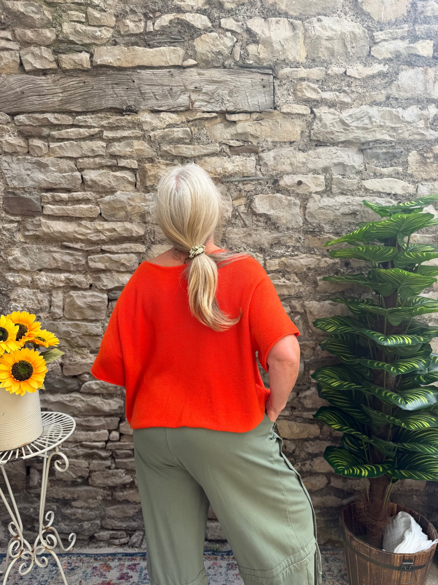 Stunning Orange Ayana knitted Short Sleeve Jumper Size 8-22
