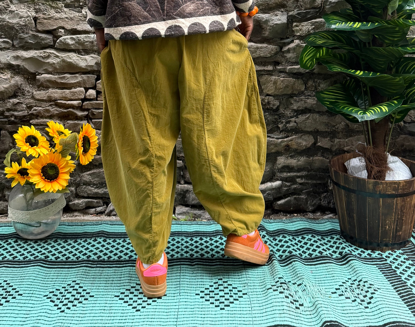 Cord Yeba Trousers In Dark Mustard Fits Size 10-24