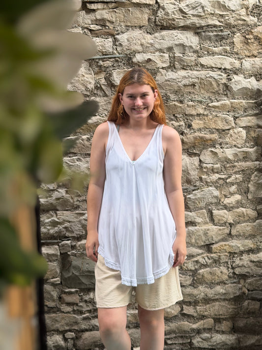 Frilled Hem V Neck Vest in white One Size Fits 8-18