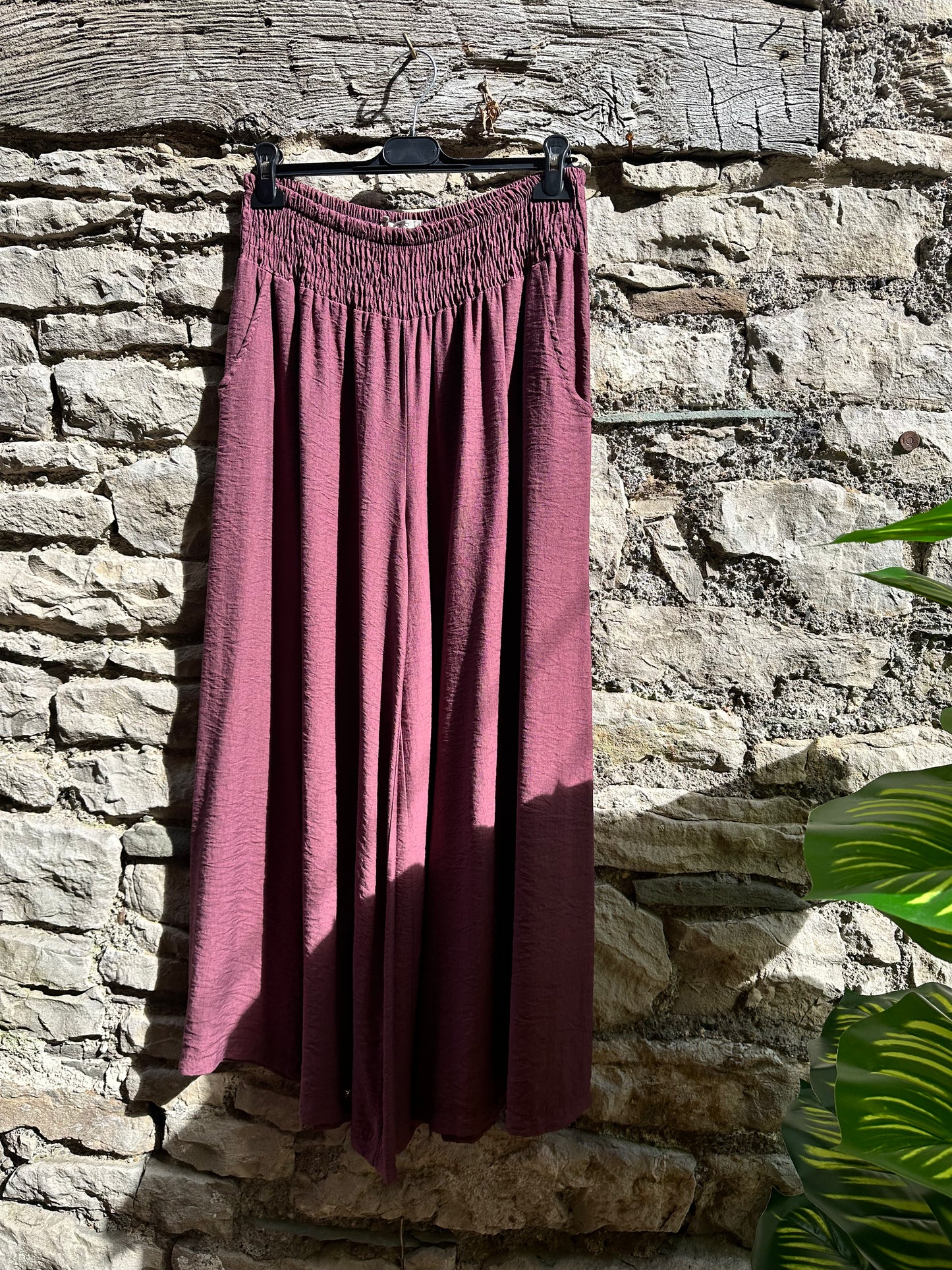 Amoki Ruched Waist Trousers Fully Elasticated Floaty In Aubergine One Size 8-22