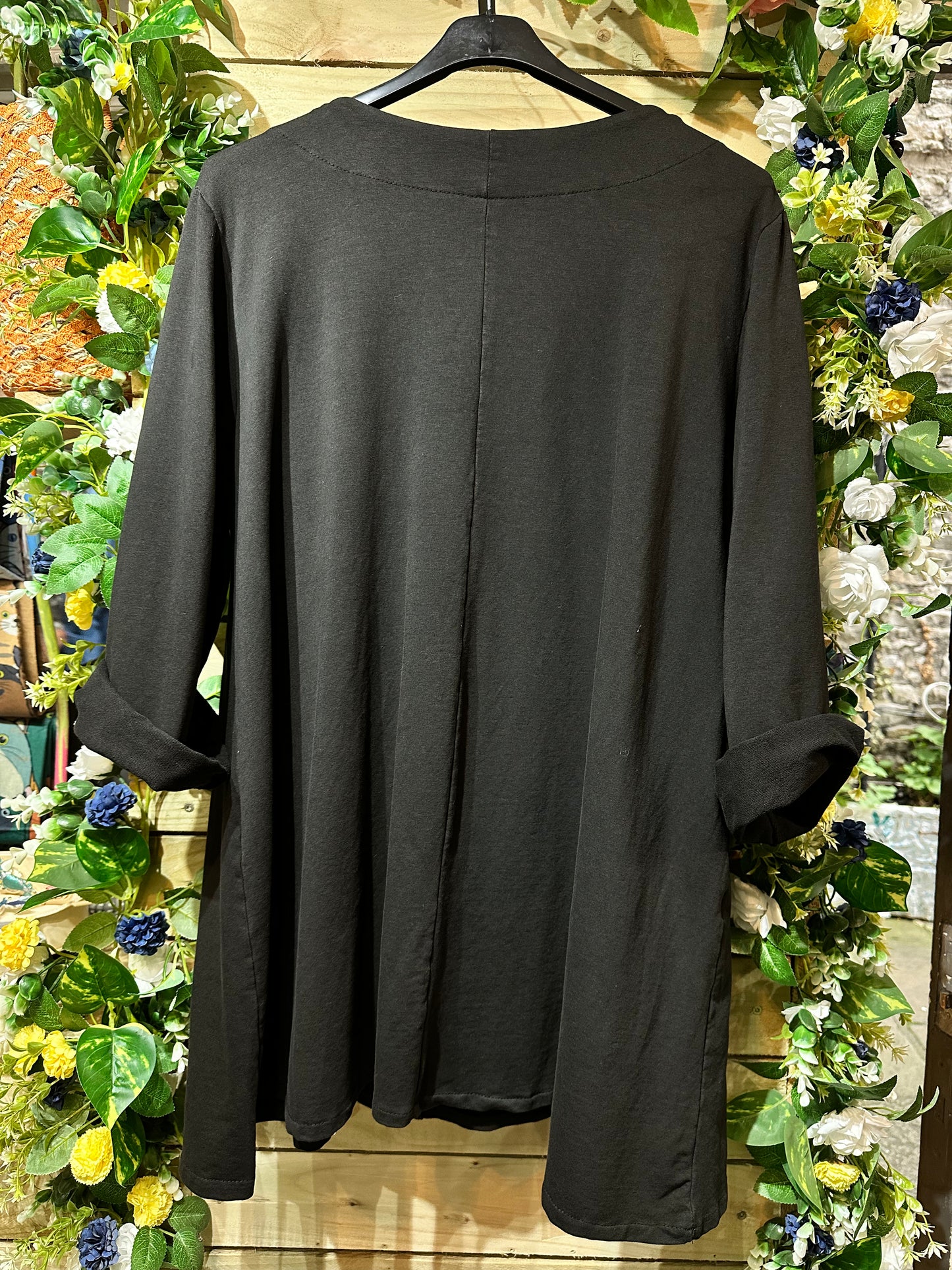 Applique Details Sweater Top Size 12-22 In Black