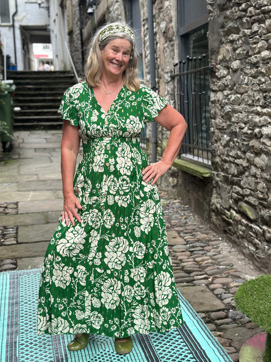 Petal Petals Sleeves Atta Dress In Maxi Length Fits Size 8-20