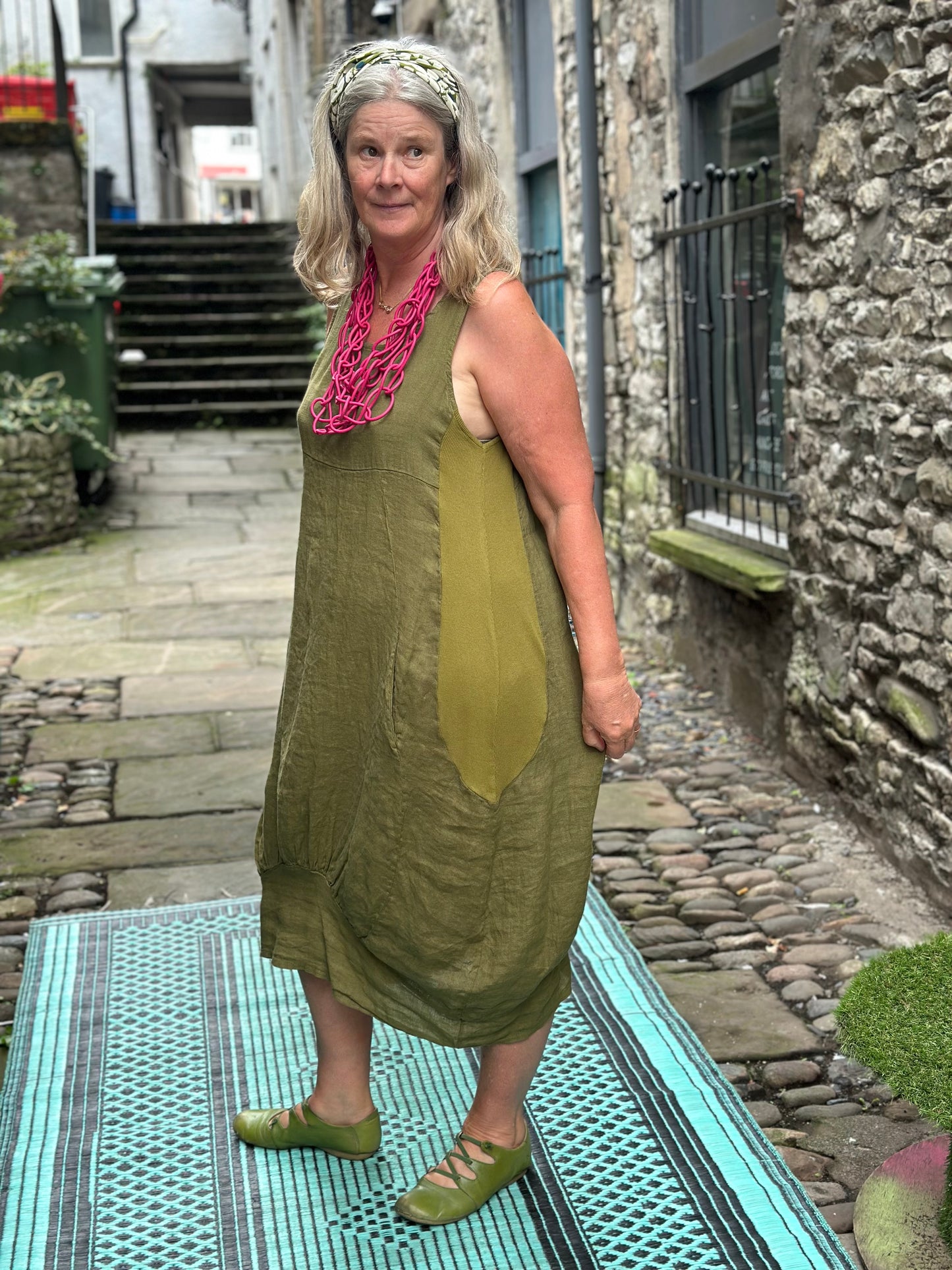 Stunning  Olive Green Pure Linen AKouma Dress with Pockets Cocoon Fits Size 12-20