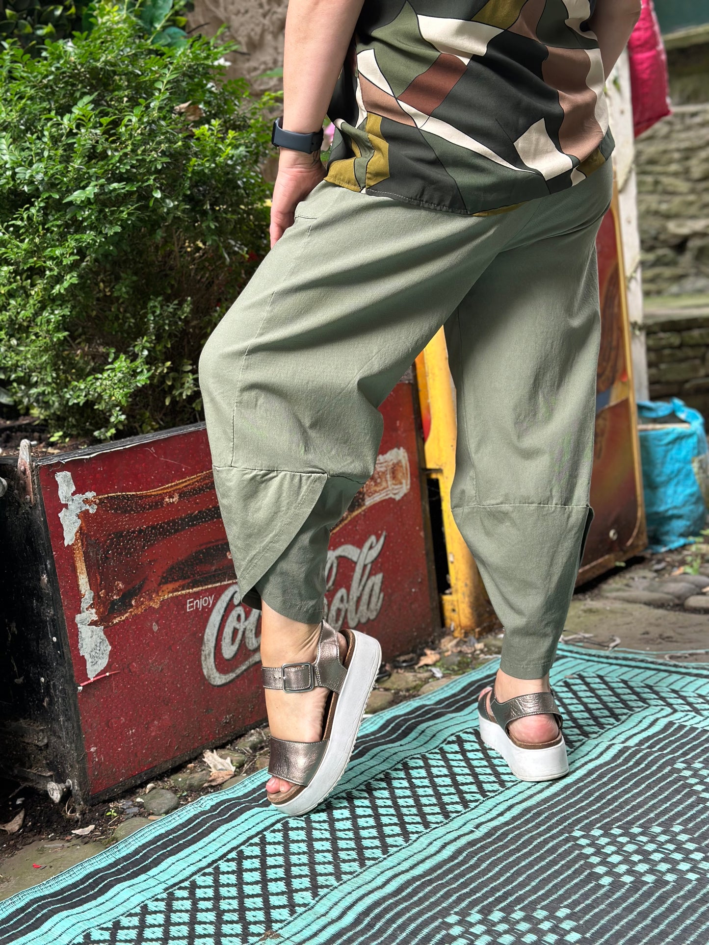 Extra Stretchy Kuiza Khaki Trousers Fit Size 10-20