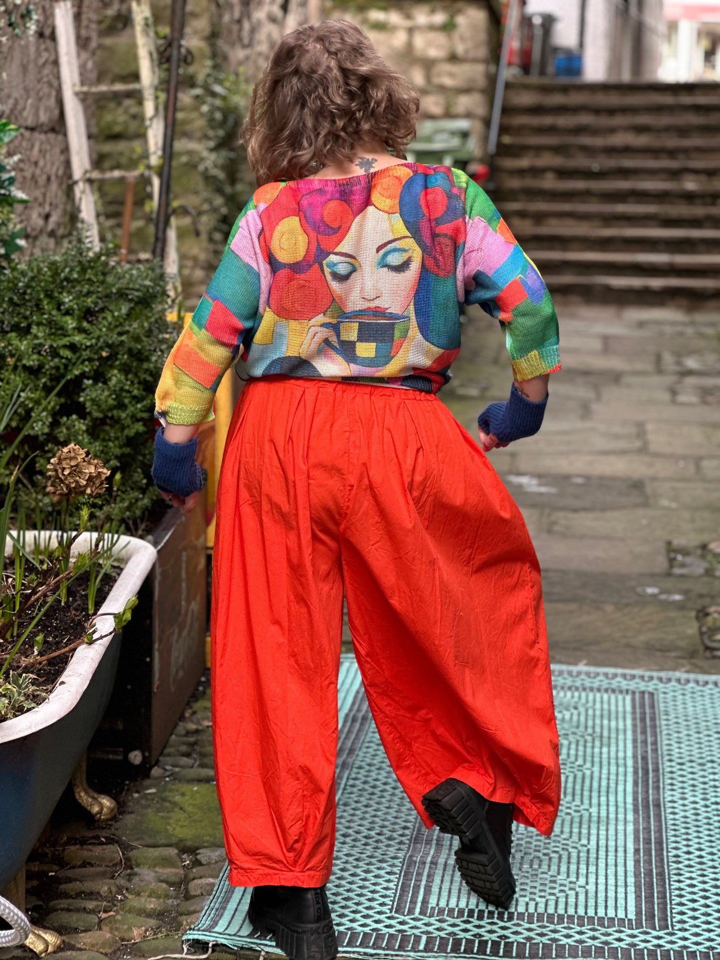 ODA Soft Knitted Top Size 8-18